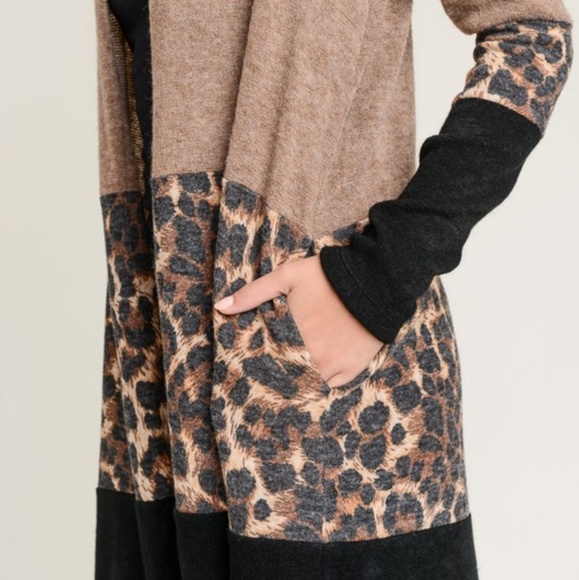 Last 1! Mocha leopard and Black Cardigan S - Picture 2 of 6